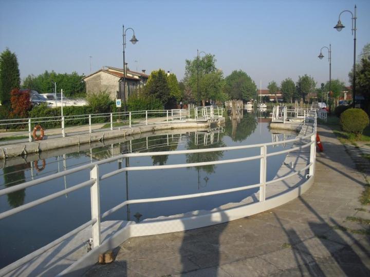 مبيت وإفطار مالكونتينتا Alloggi Laguna المظهر الخارجي الصورة